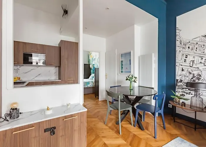 Le First, Centre Terrasse Et Parking Apartamento Ruan